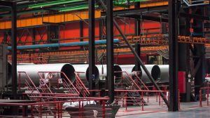 Aluminium alloy semi-finished product in a production plant